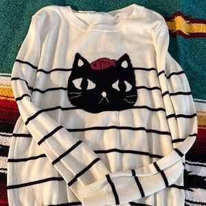 Long sleeve lightweight sweater